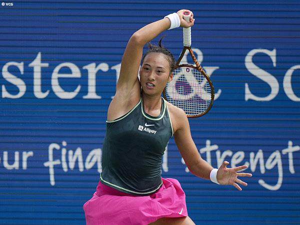 优直播官网-张奔斗：郑钦文的发球，从卡顿突然丝滑